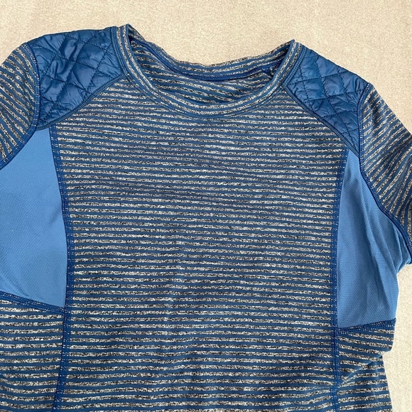 [4/6] Lululemon Run: Ice Queen Long Sleeve Slope Stripe Limitless Blue - Picture 8 of 12